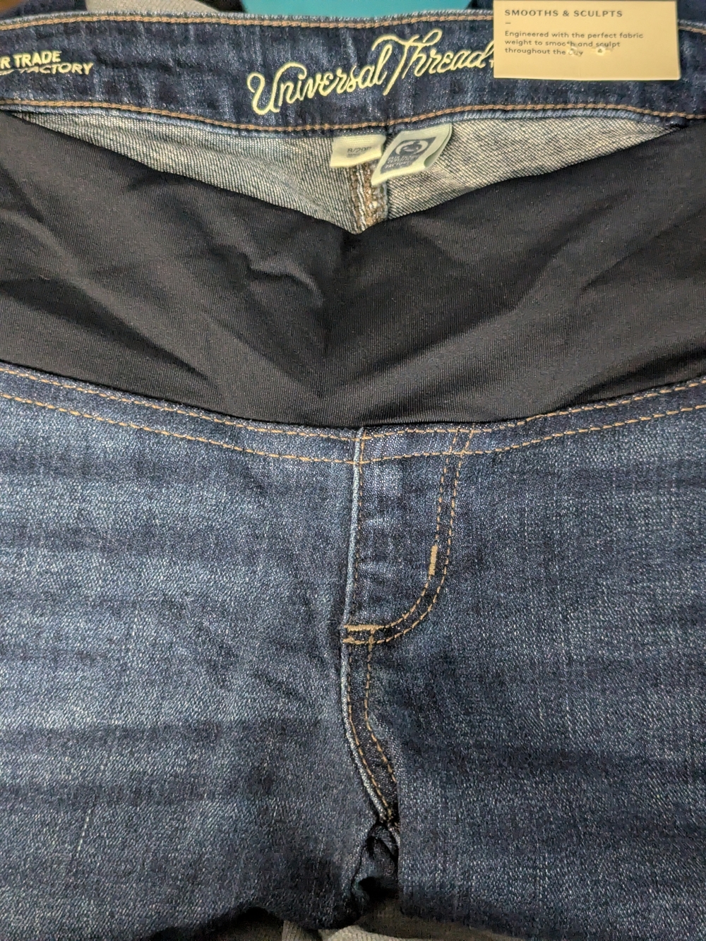 Universal Thread Adaptive Bootcut Jeans - Picture 2 of 10
